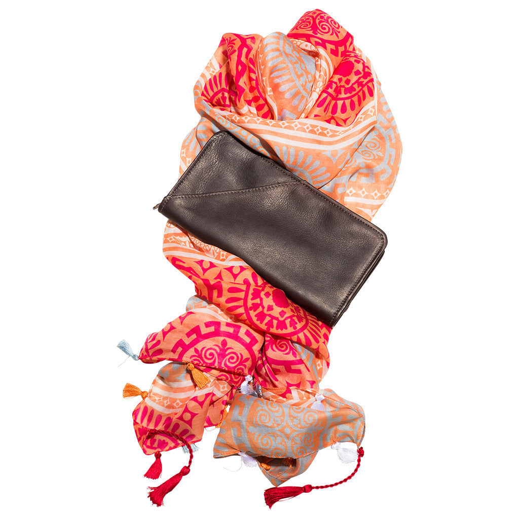 HUNT LEATHER TRAVEL WALLET AND CAROLINA SILK SCARF